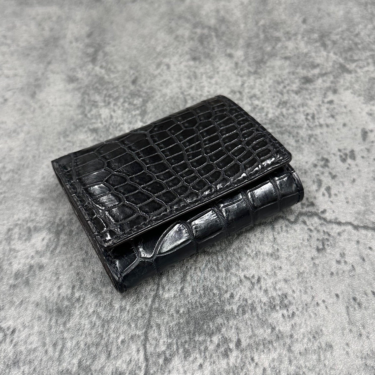 クロコダイル ミニ財布(三つ折り財布) 8207 - BLACK/ブラック – Le'sac