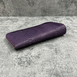 パイソンのクラッチバッグ