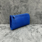 クロコダイルのクラッチバッグ