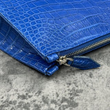 クロコダイルのクラッチバッグ