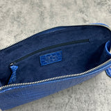 クロコダイルのクラッチバッグ