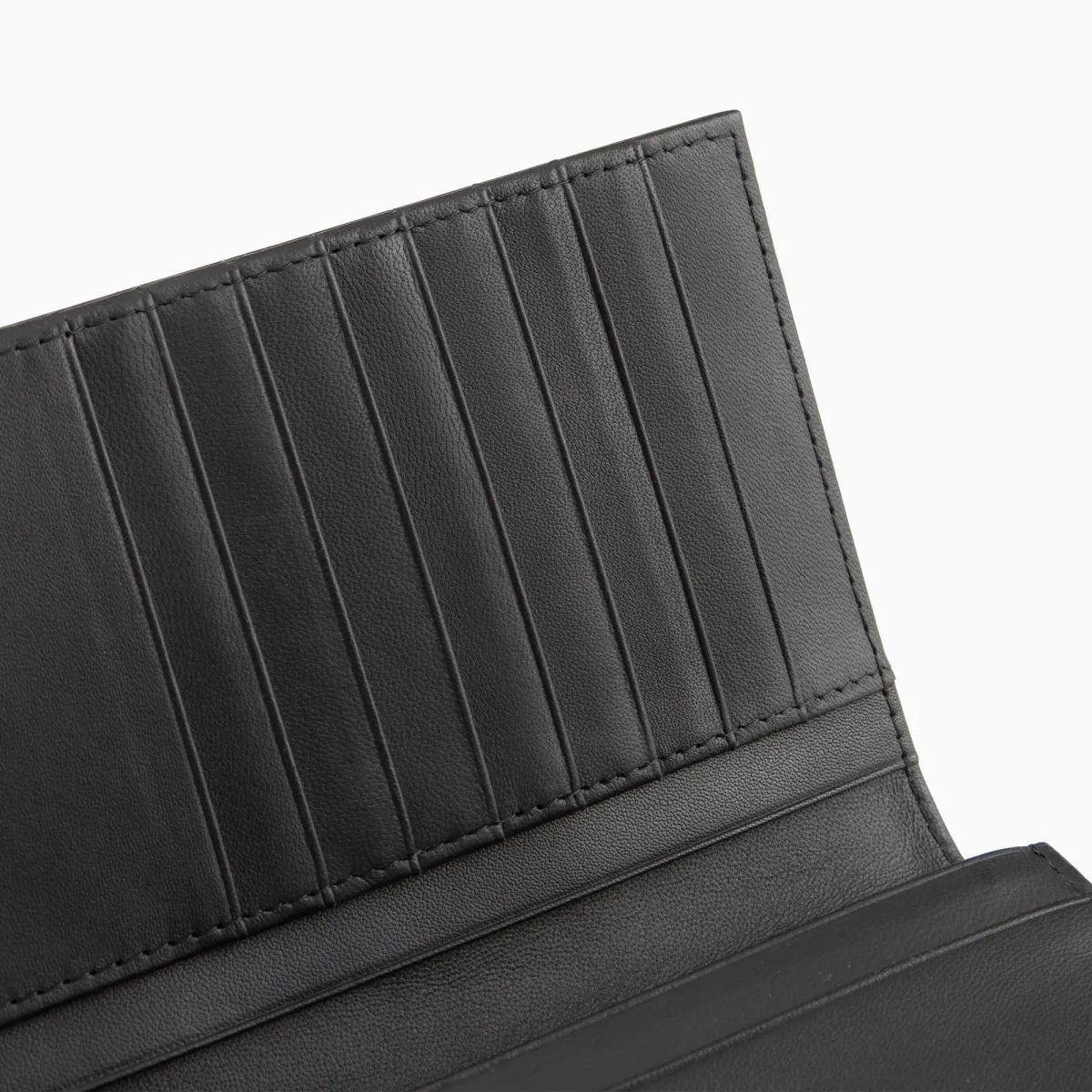 スティングレイ 長財布 エイ革 ガルーシャ 本革 黒 ブラック 品番WP