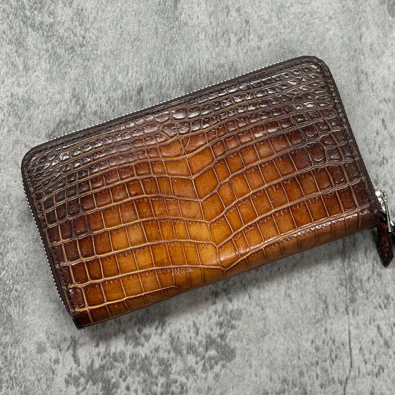 クロコダイルのダブルファスナー長財布