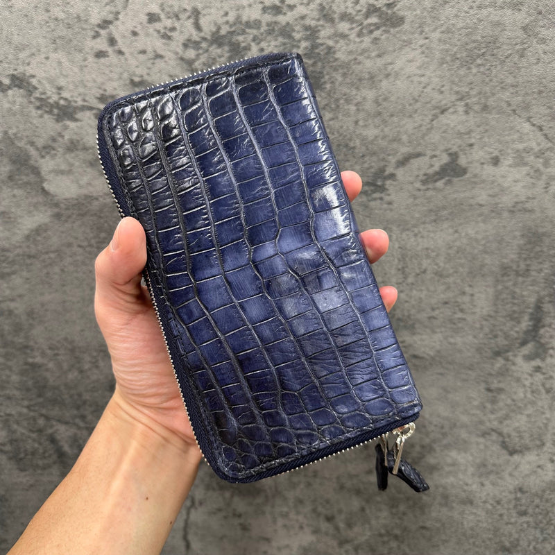 クロコのダブルファスナー長財布