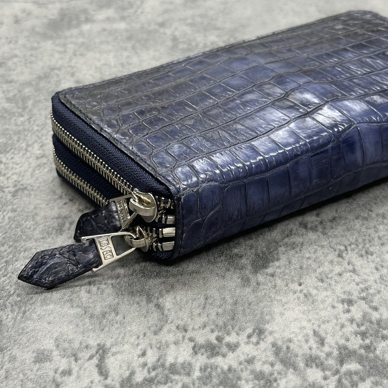 クロコのダブルファスナー長財布