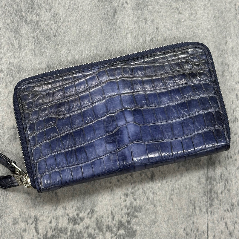 クロコのダブルファスナー長財布