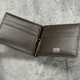 手染めのマネークリップの内側