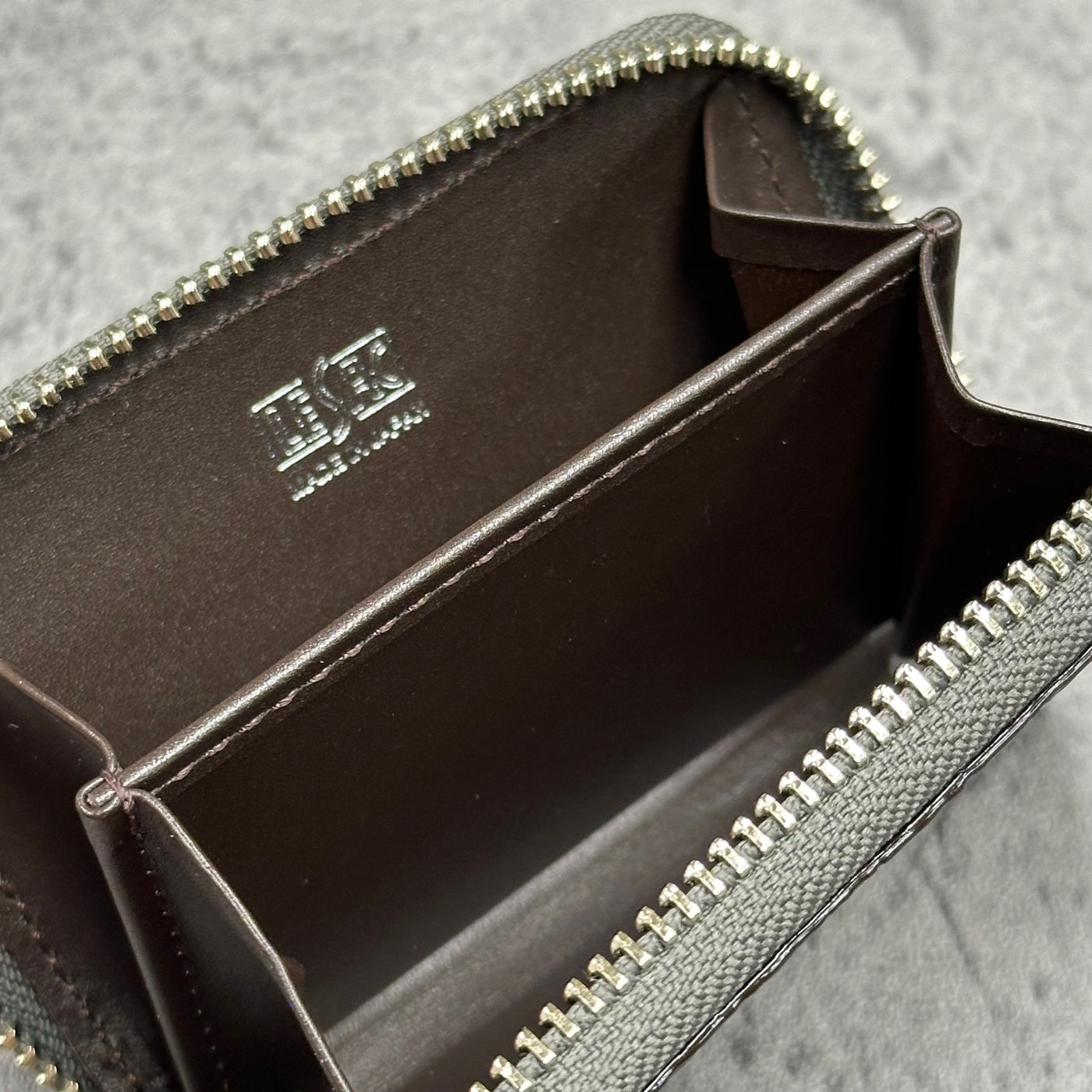 クロコダイル小銭入れ ラウンドファスナー メンズ レディース 本革