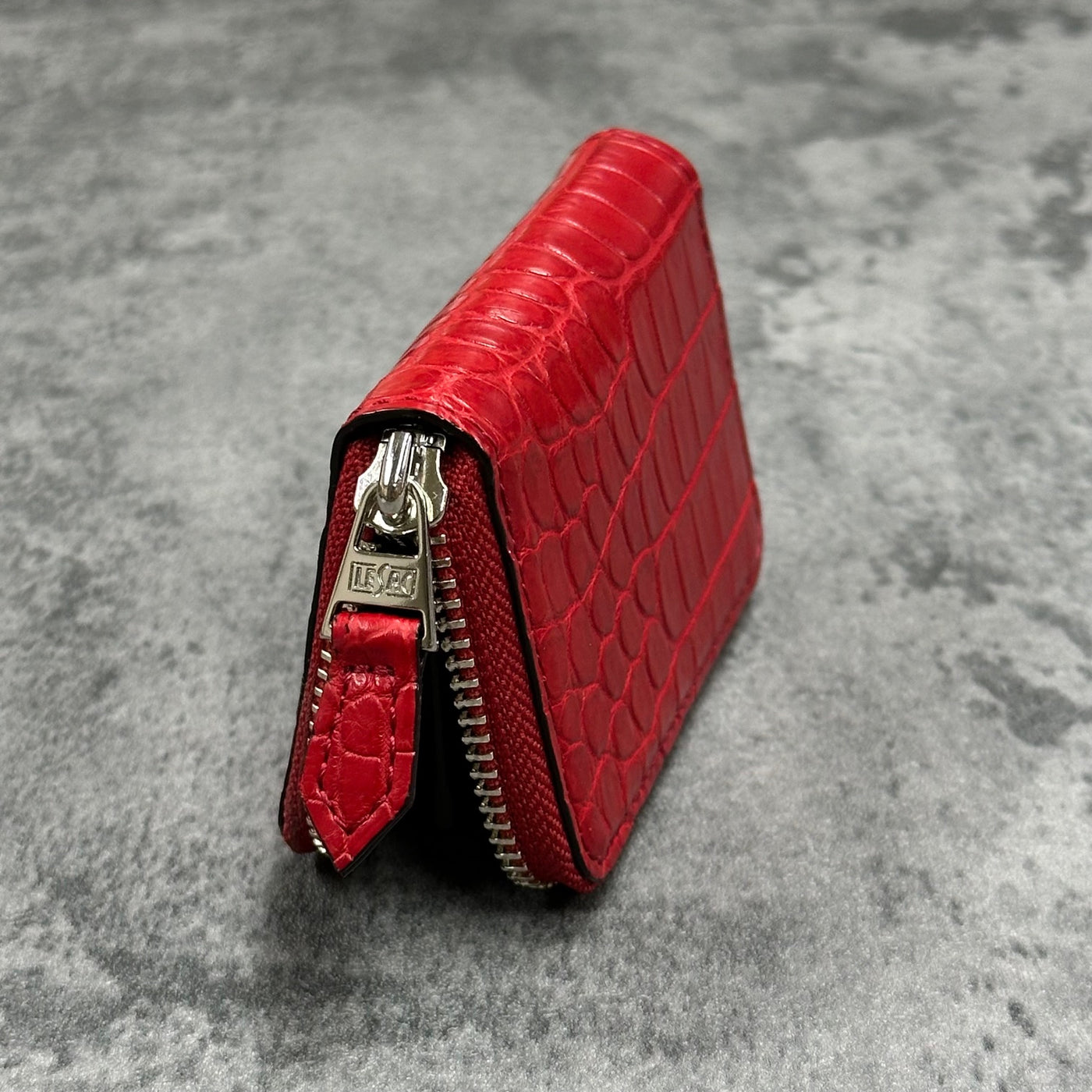 新品　クロコダイル　ラウンドファスナー　ミニウォレット　ワインレッド 財布の百貨店公式】 ミニ財布 本革 クロコダイル 型押し 財布 牛革