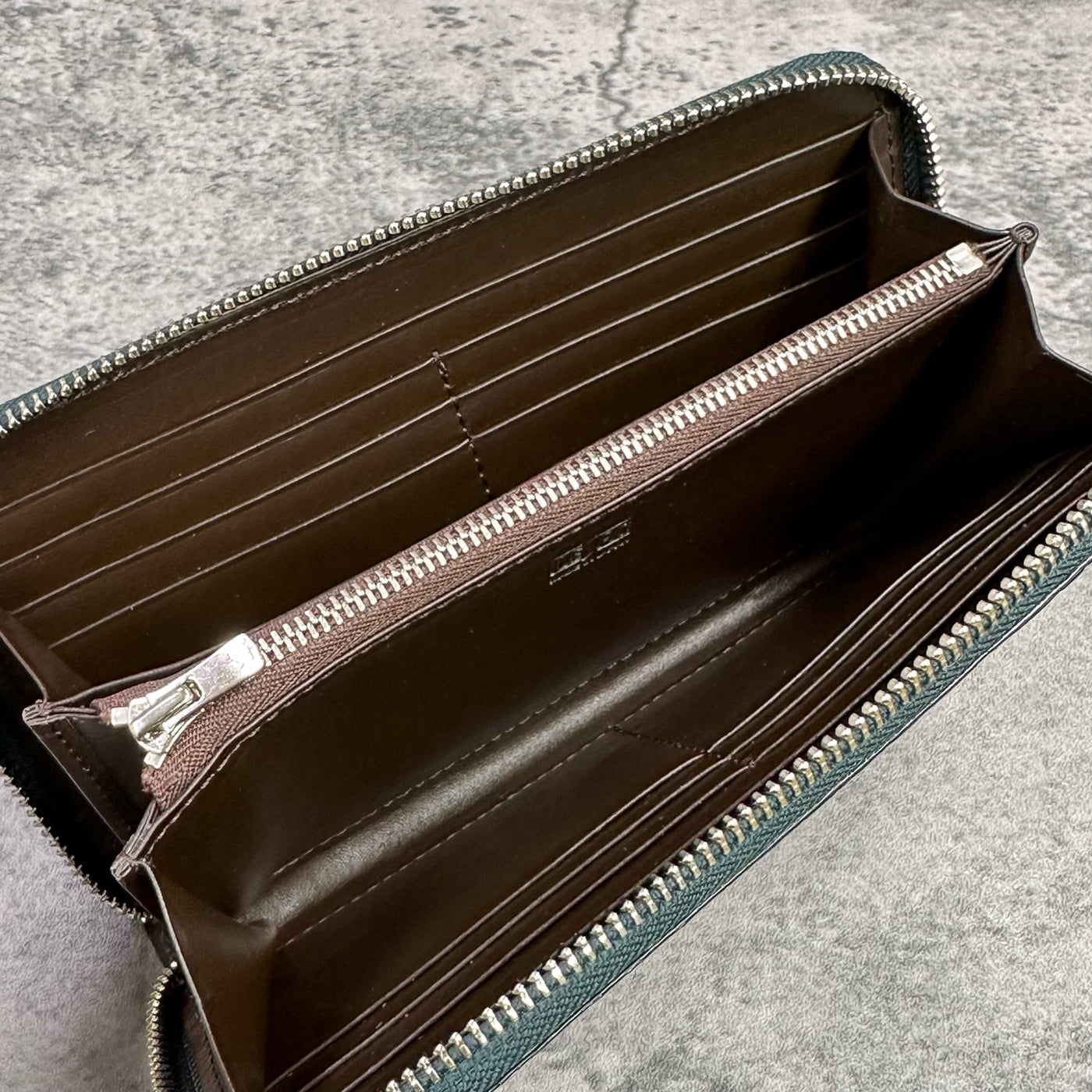 LOUIS VUITTON アリゲーター　財布 LOUIS VUITTON（ルイ・ヴィトン） 超豪華 グラデーション クロコダイル