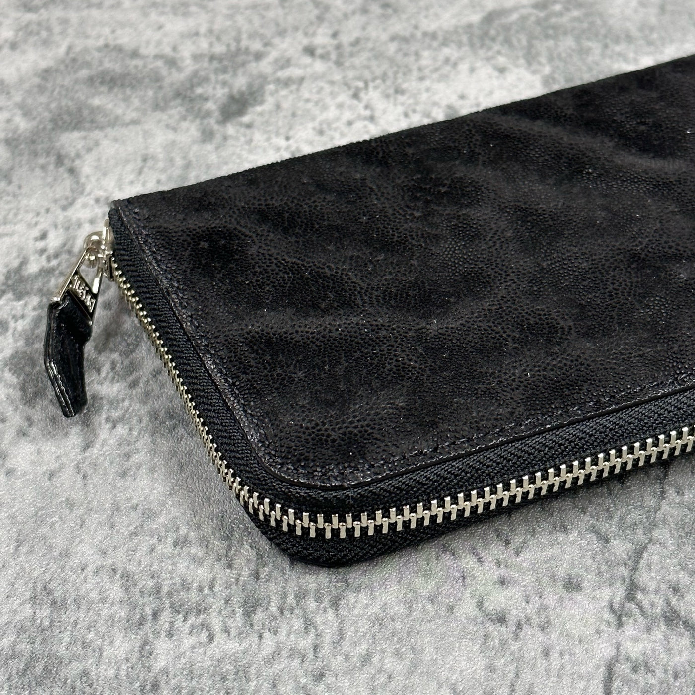 エレファント 長財布 ラウンドファスナー 象革 本革 黒 ブラック 品番