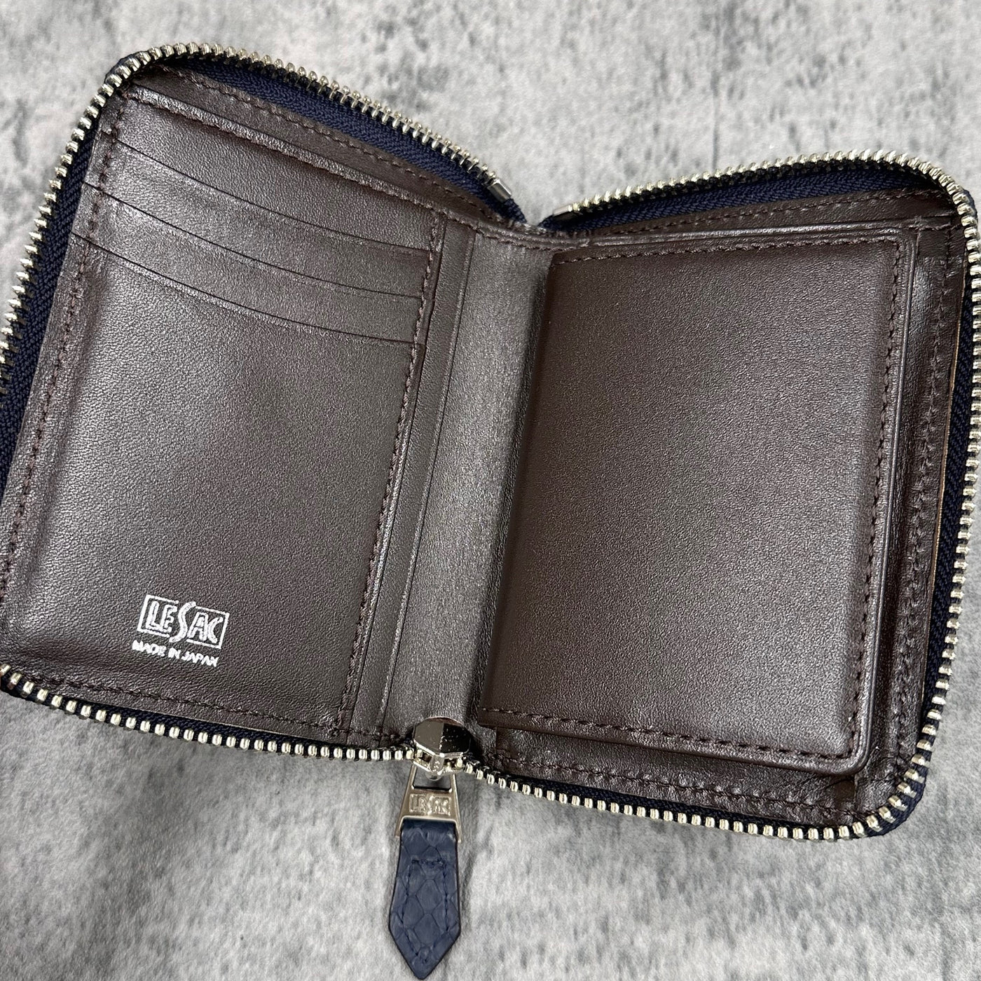 ハンドメイドレザークラフトダイヤモンドパイソンミドルウォレット牛レース編紺色 パイソン ミニ財布(ミドルウォレット) 8199 - NAVY/ネイビー – Le'sac