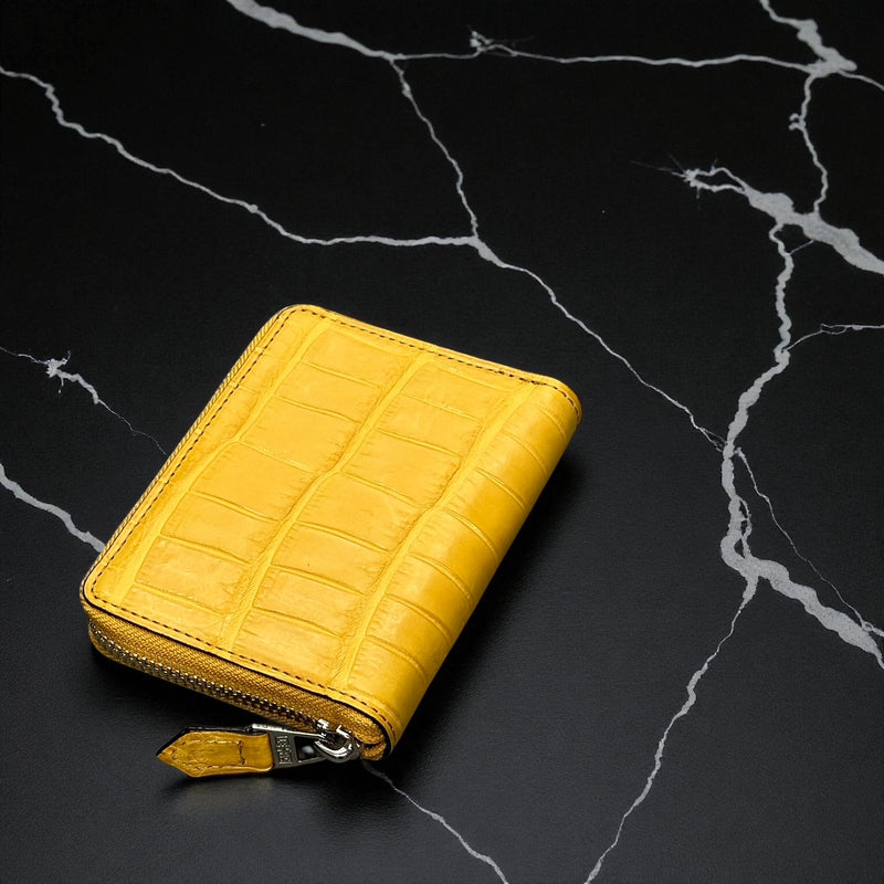 クロコダイルの二つ折り財布