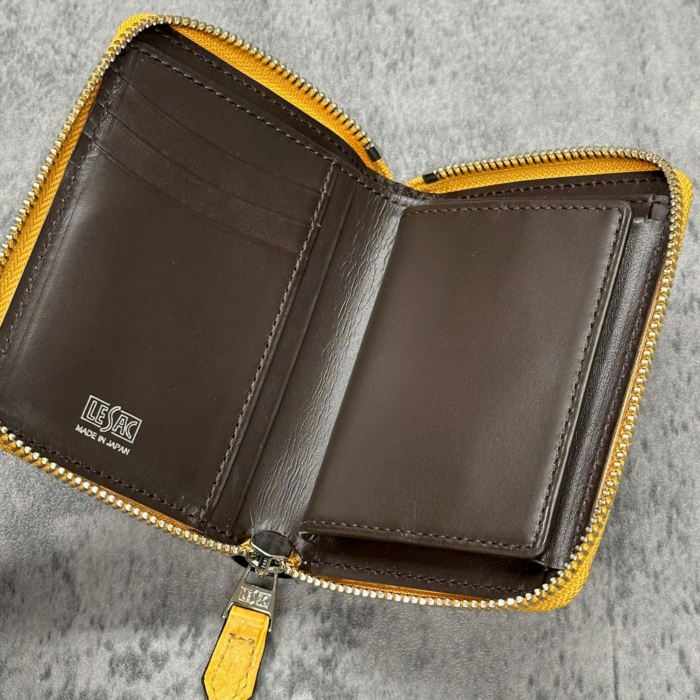 クロコダイル 二つ折り財布 ミドルウォレット ワニ革 本革 黄色