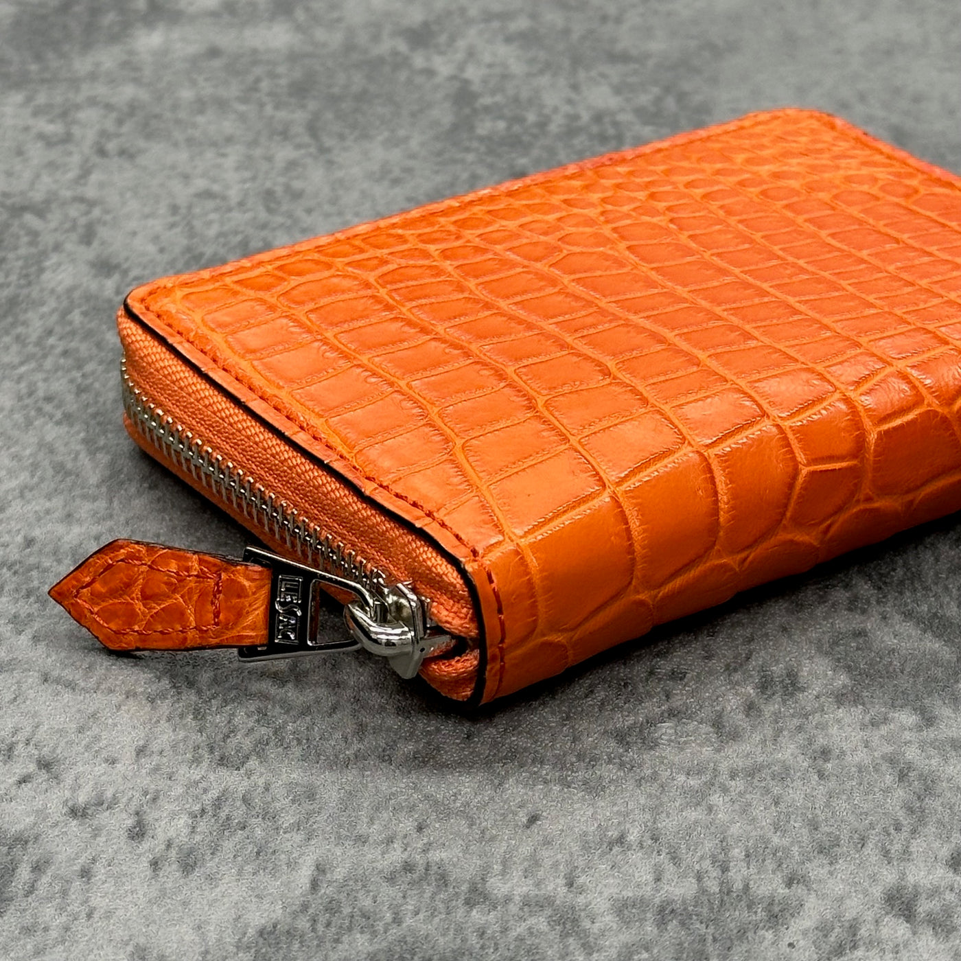 クロコダイル 二つ折り財布 ラウンドファスナー ミドルウォレット ワニ