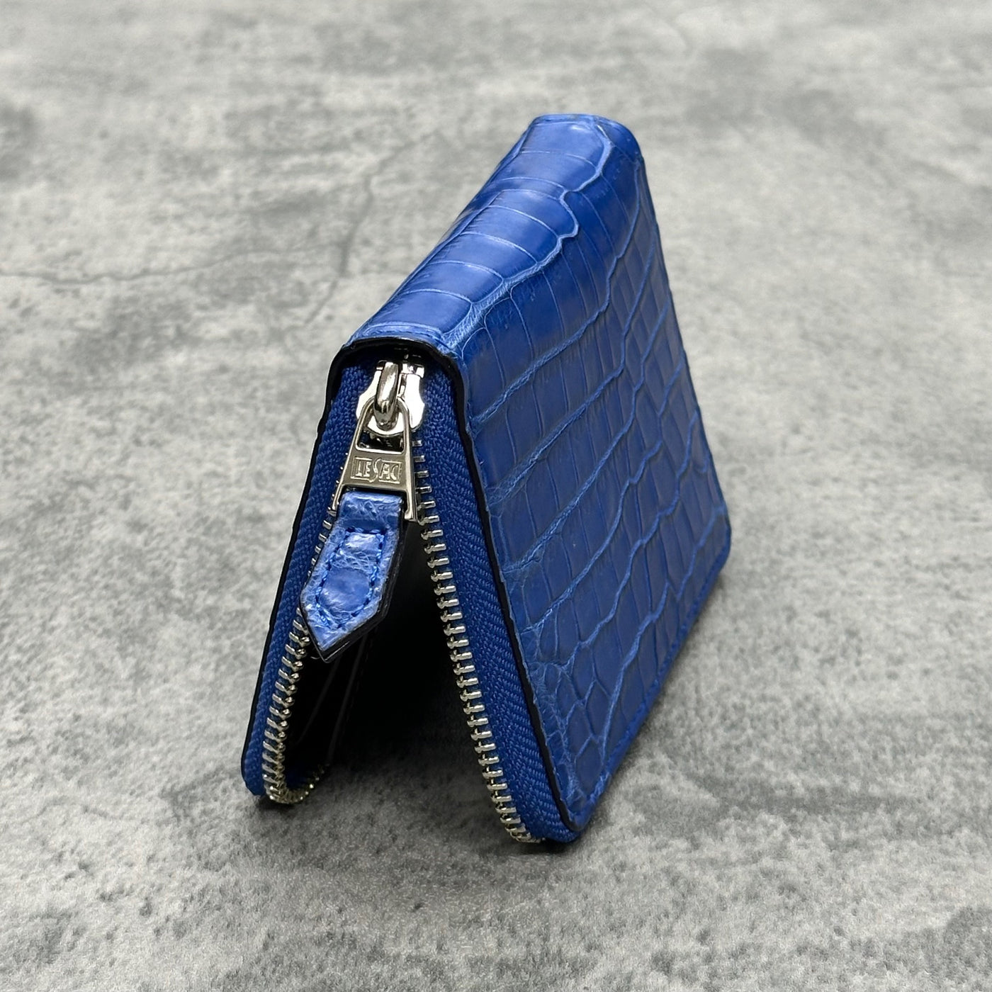 クロコダイル 二つ折り財布 ラウンドファスナー ミドルウォレット ワニ