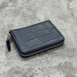 クロコダイルのミドルウォレット