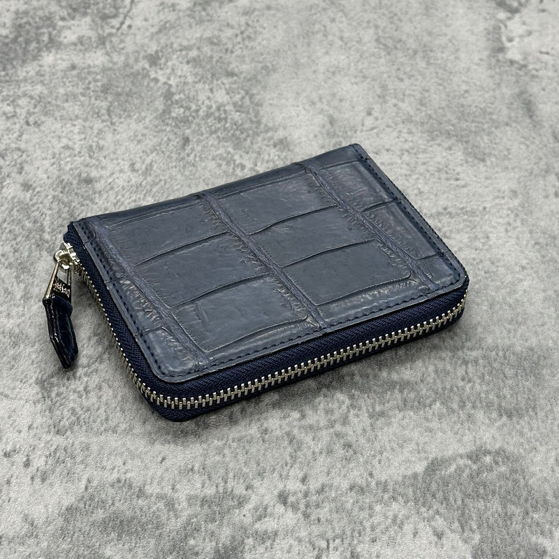 クロコダイルのミドルウォレット