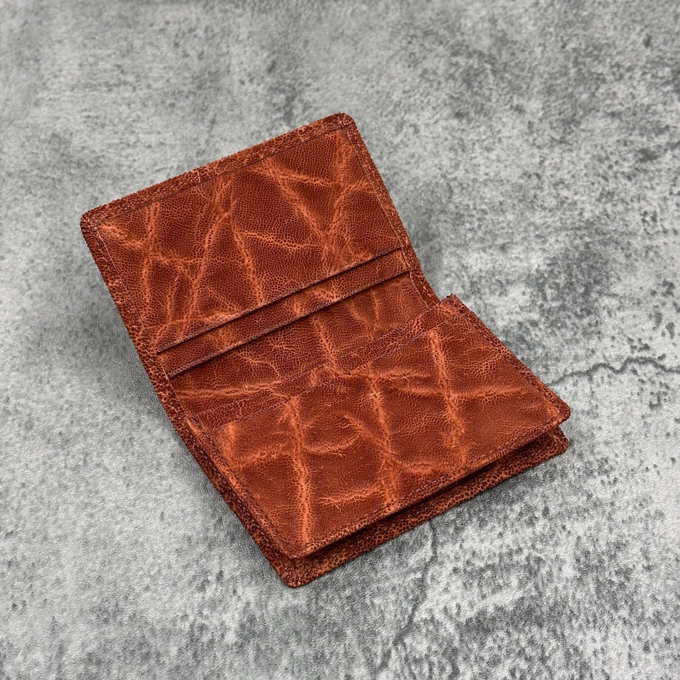 エレファント 名刺入れ 8206 - ALMOND/アーモンド – Le'sac