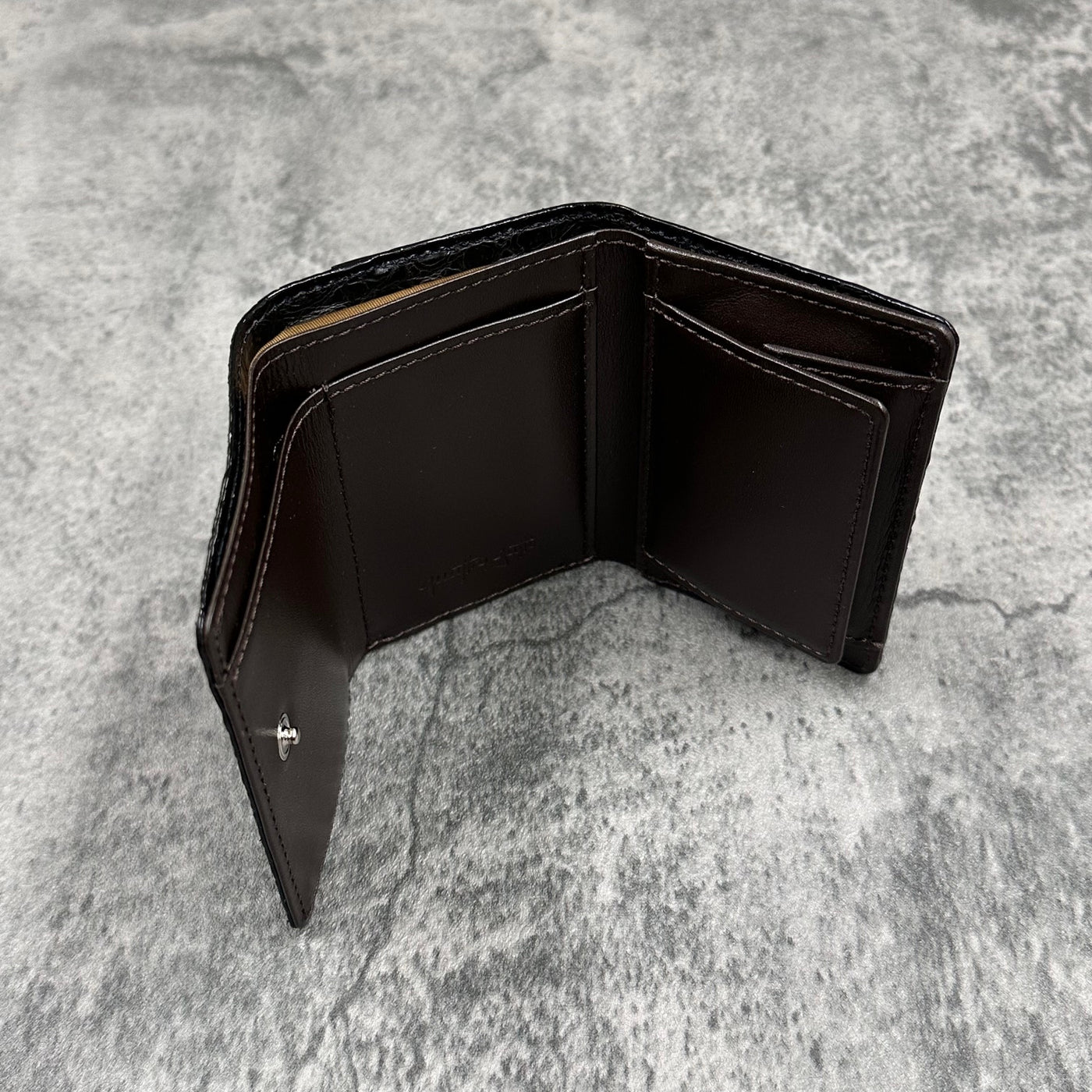 クロコダイル ミニ財布(三つ折り財布) 8207 - BLACK/ブラック – Le'sac