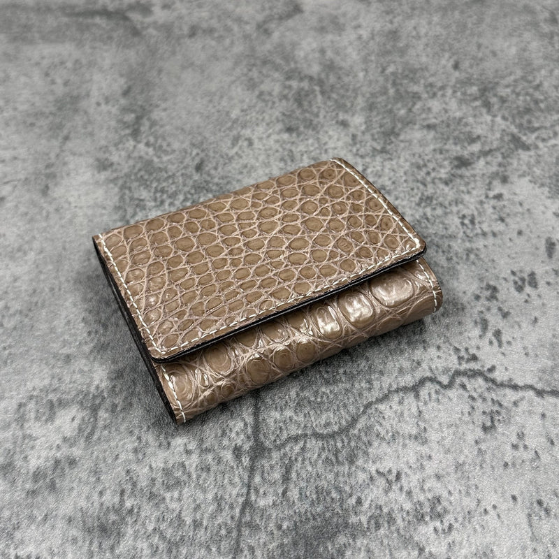クロコダイル 三つ折り財布 8207 - GREIGE/グレージュ