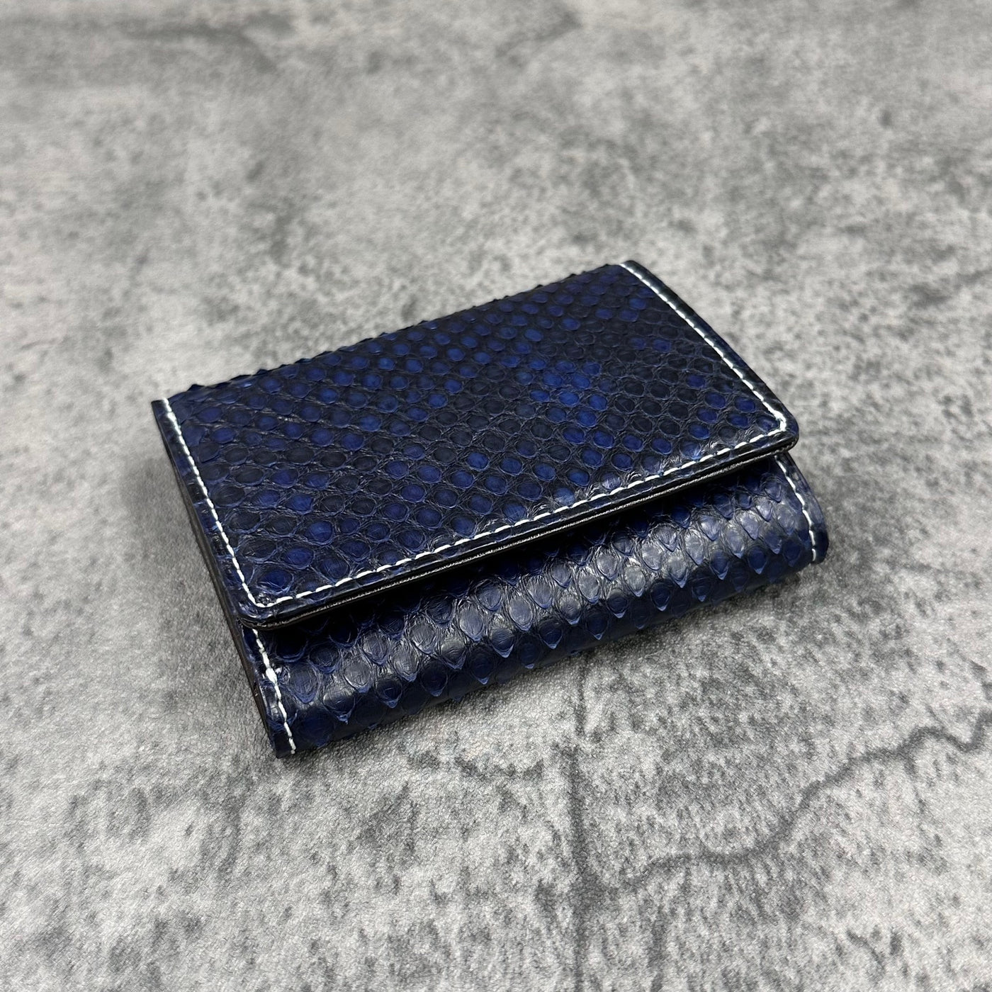 パイソン ミニ財布(三つ折り財布) 蛇革 本革 紺 藍染め 品番8208SP