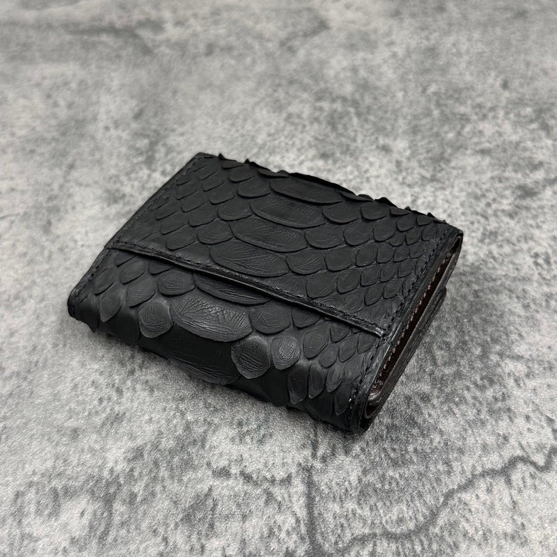 パイソン 三つ折り財布 8208 - BLACK/ブラック