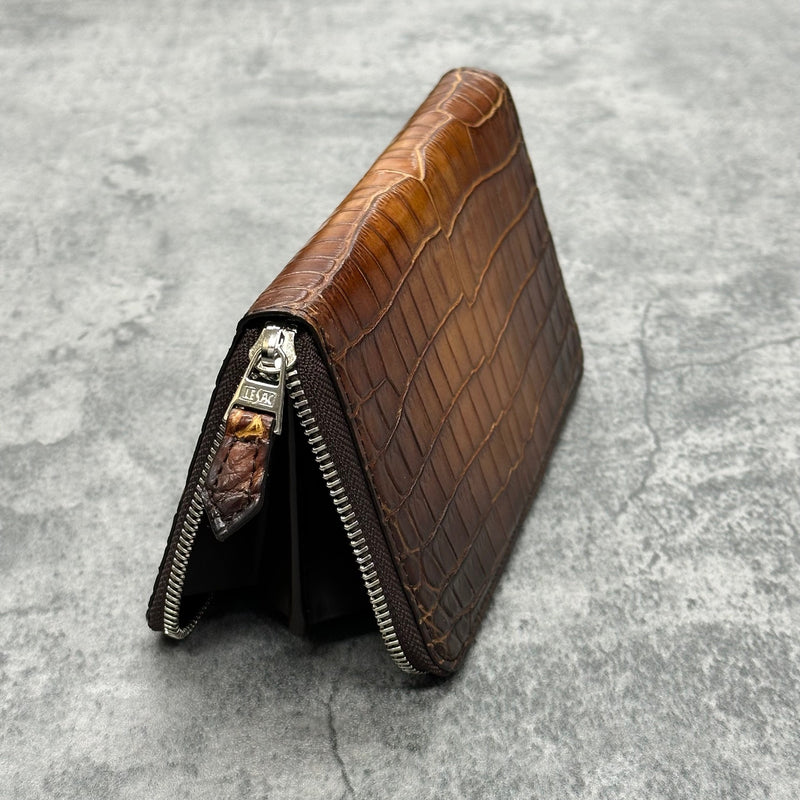 手染めの長財布