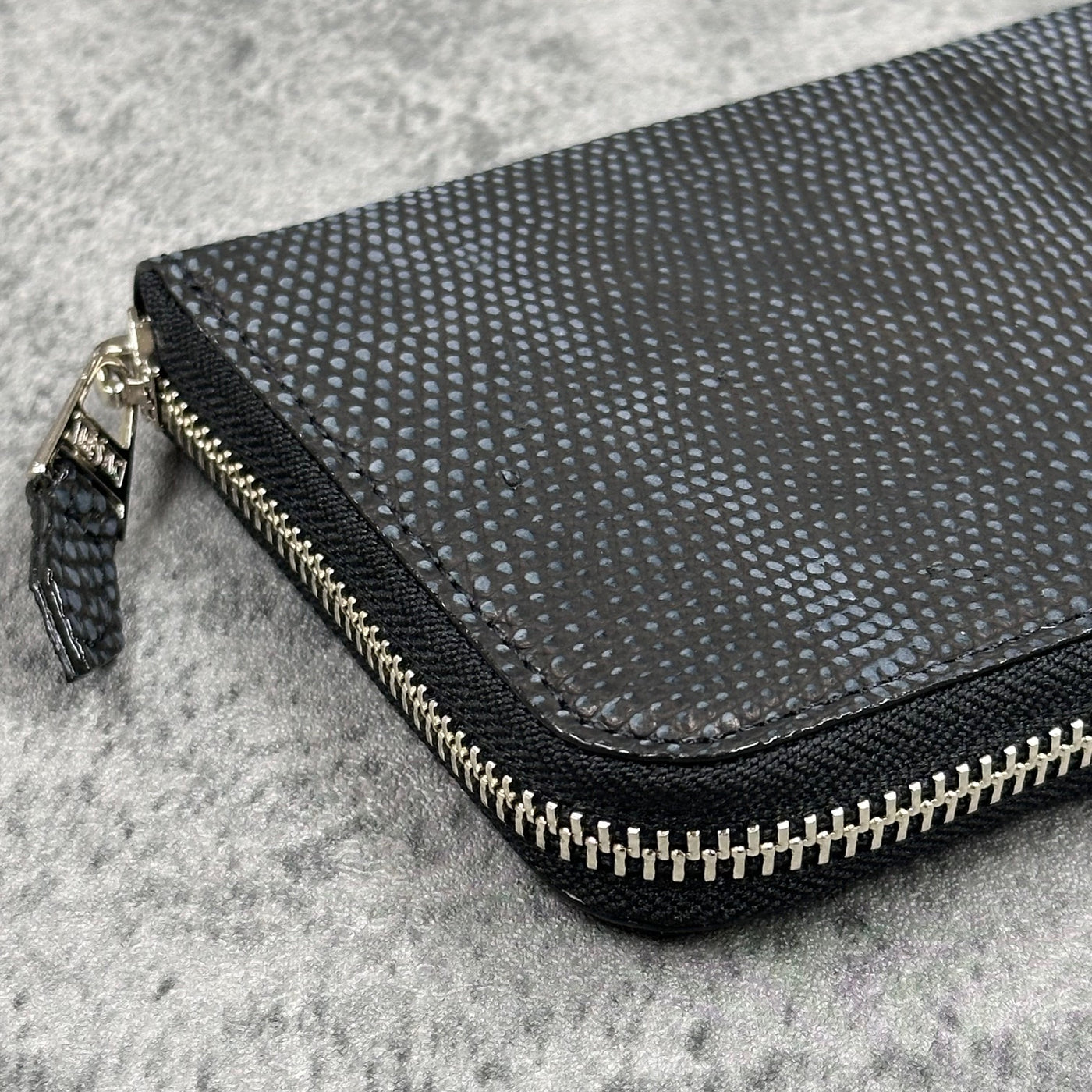 リザード(吟スリ) 長財布 8212 - CHARCOAL/チャコールグレー 炭色 – Le'sac