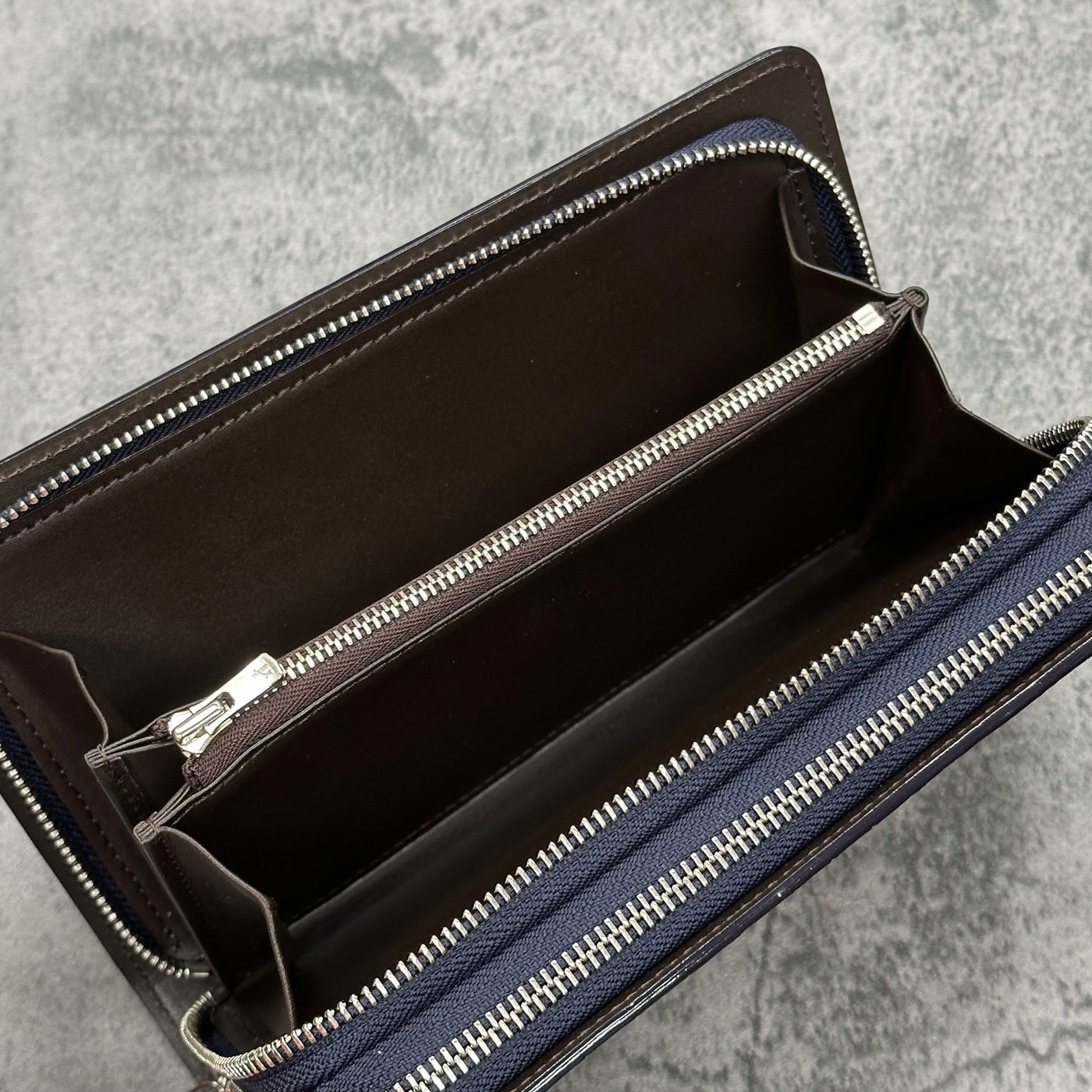 クロコダイル ダブルファスナー長財布 ワニ革 ポロサス 本革 ハンドル
