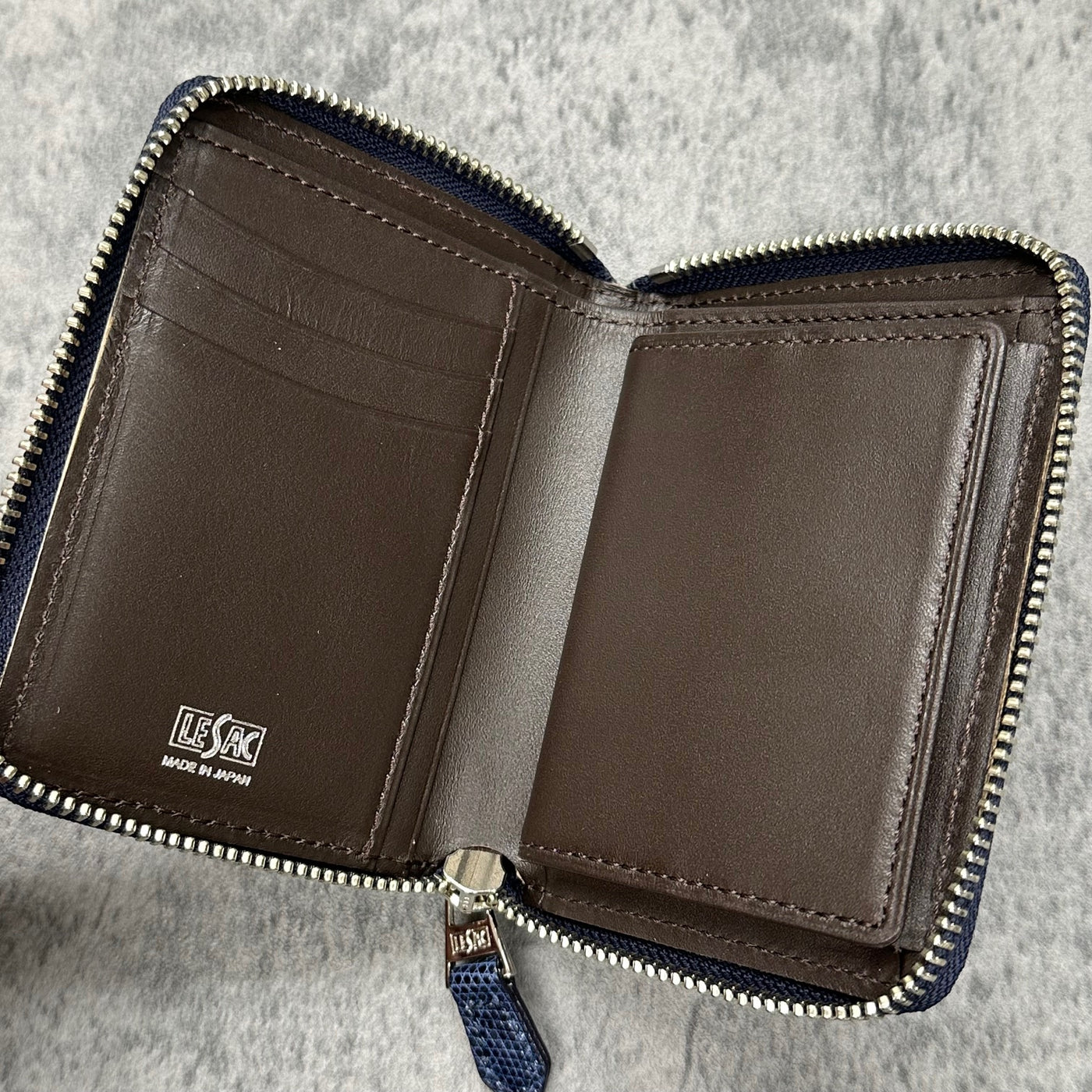 リザード 二つ折り財布 ラウンドファスナー ミドルウォレット トカゲ革