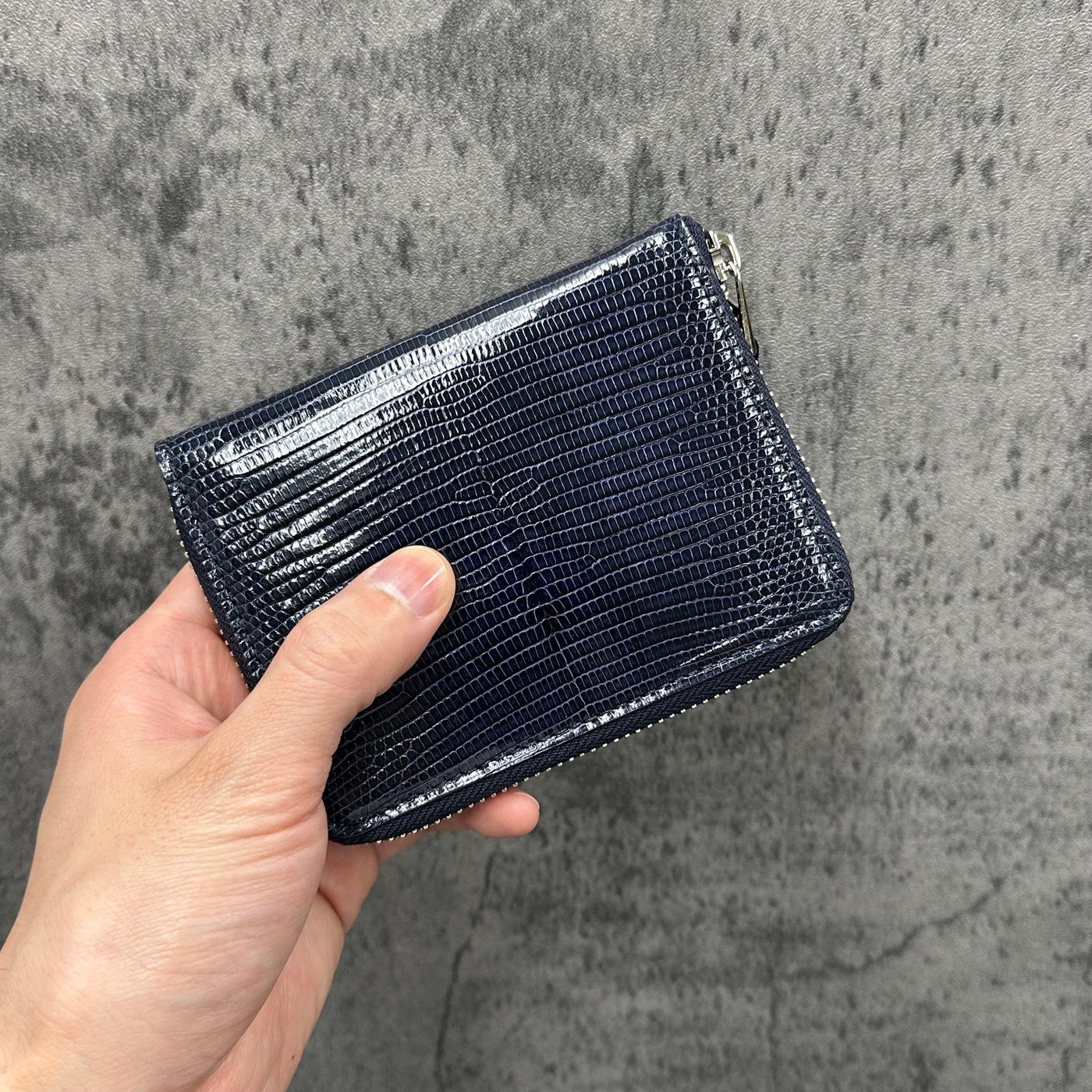 リザード 二つ折り財布 ラウンドファスナー ミドルウォレット トカゲ革