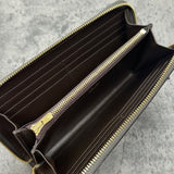 ゴールド金具を使用したポロサスの長財布