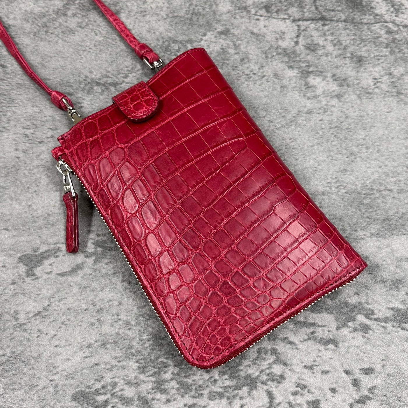 クロコダイル スマホショルダー メンズ レディース 本革 マット 赤