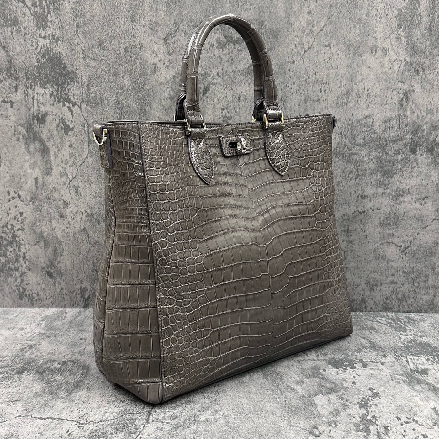 Pyloot 本革トートバッグ グレー　クロコダイルmade in Italy クロコダイル トートバッグ CALON - GREY/グレー – Le'sac