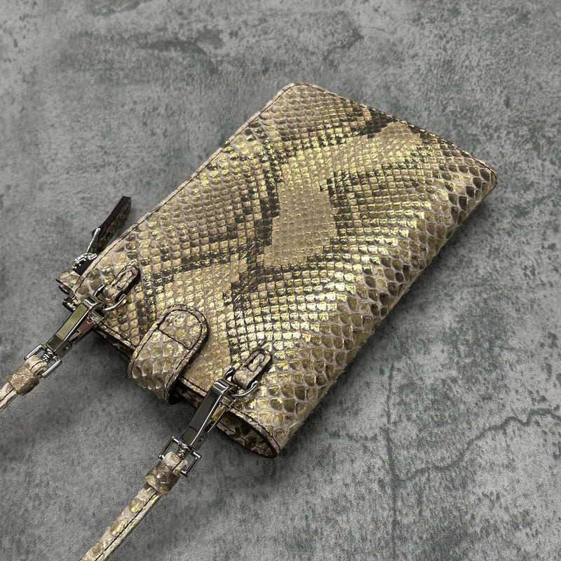 パイソンのスマホショルダー