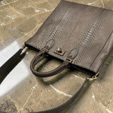 パイソンのトートバッグ