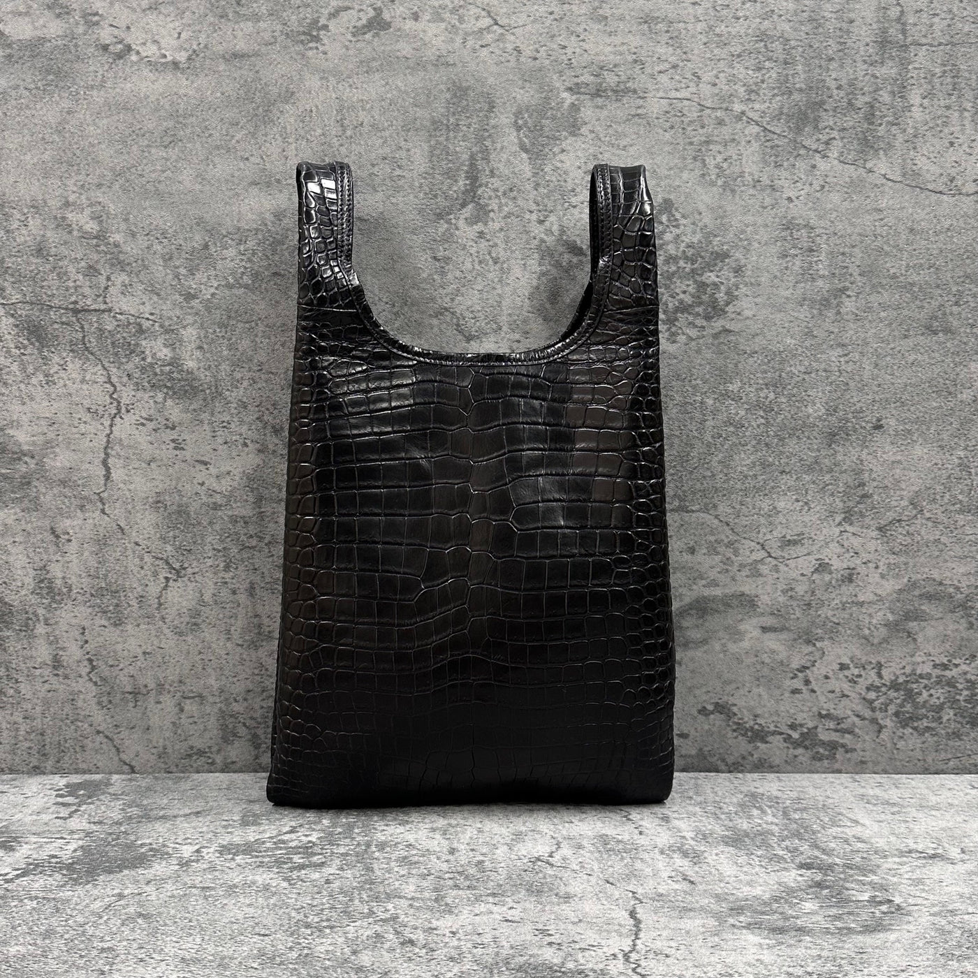 クロコダイル トートバッグ ワニ革 本革 ポロサス 黒 ブラック COLOGY 