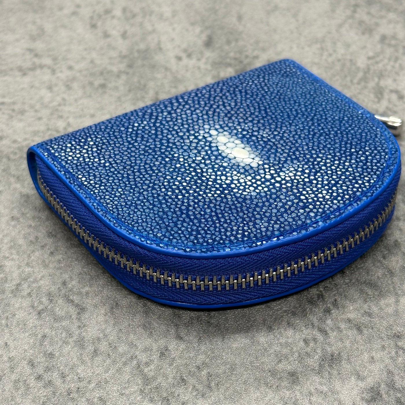 スティングレイ 小銭入れ エイ革 ガルーシャ 本革 紺 青 ブルー 品番CP