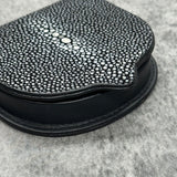 ガルーシャの馬蹄型小銭入れ