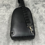 クロコダイルのボディバッグ