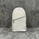 希少なヒマラヤクロコを使用したLE'SACの高級ボディバッグ