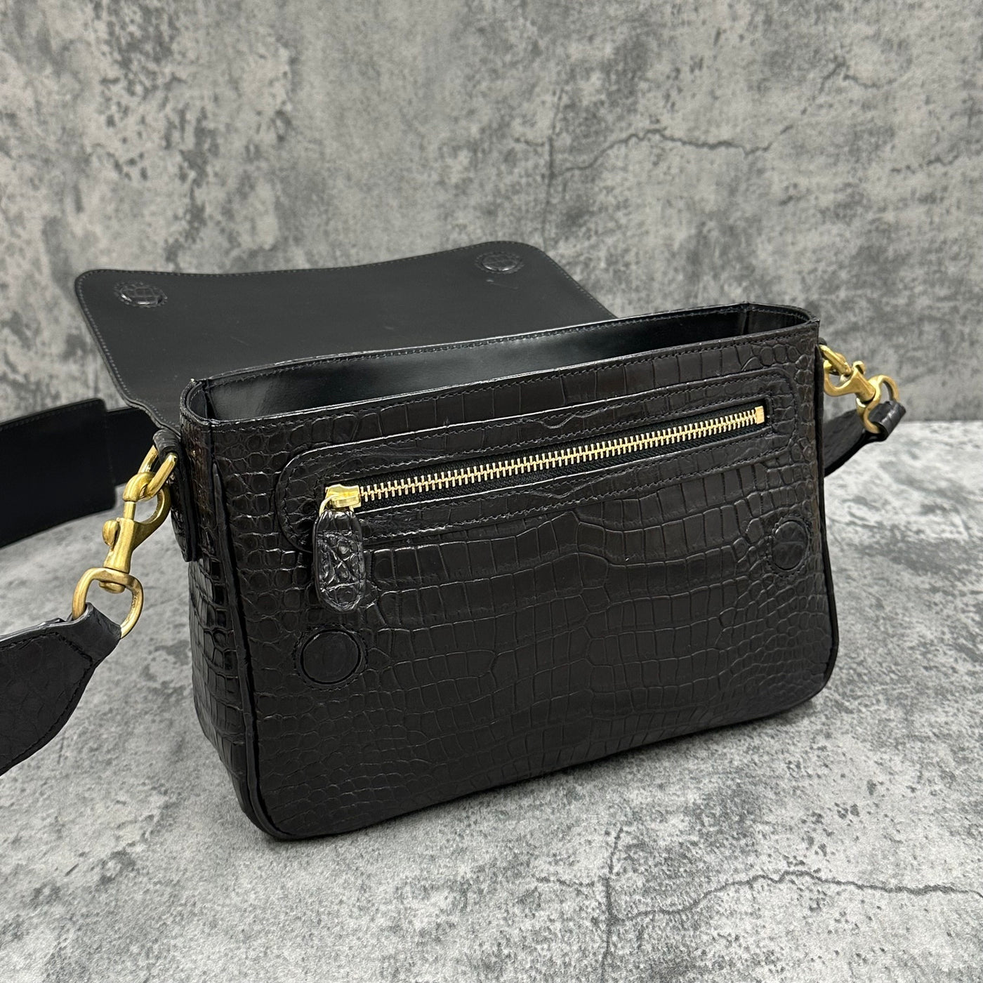 クロコダイル ショルダーバッグ ポロサス メンズ レディース 黒