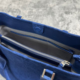 像革のトートバッグ