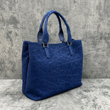 像革のトートバッグ