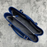 像革のトートバッグ