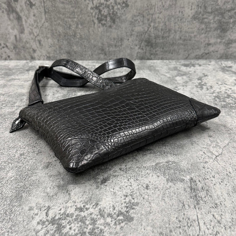 クロコダイル ショルダーバッグ PEU EPAIS - BLACK/ブラック