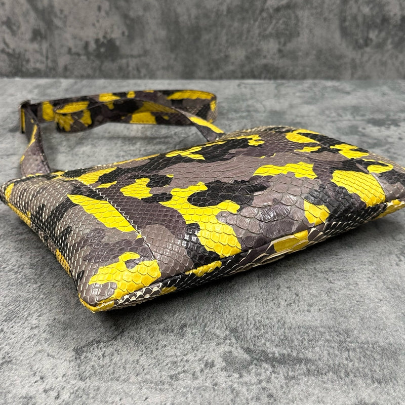 パイソン ショルダーバッグ PEU EPAIS SPC - CAMO YELLOW/カモイエロー