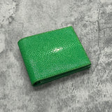 スティングレイの二つ折り財布