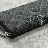 スティングレイの高級長財布